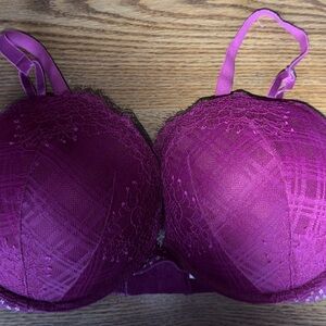 Victoria's Secret Lace Push-Up Bra in Deep Magenta